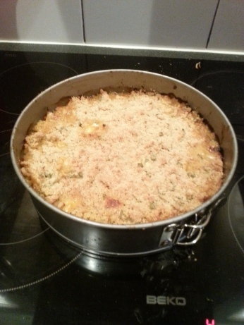 chicken and basil crumble